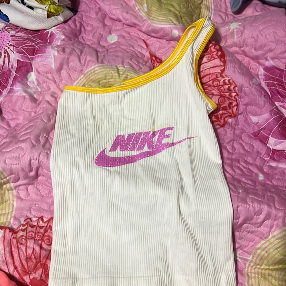 WHITE SMALL WOMENS TEE